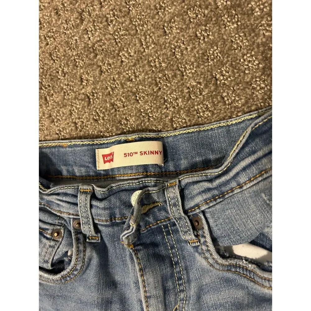 Men's Skinny Fit Levi's 510 Jeans, Size 26x 27, Gently Used